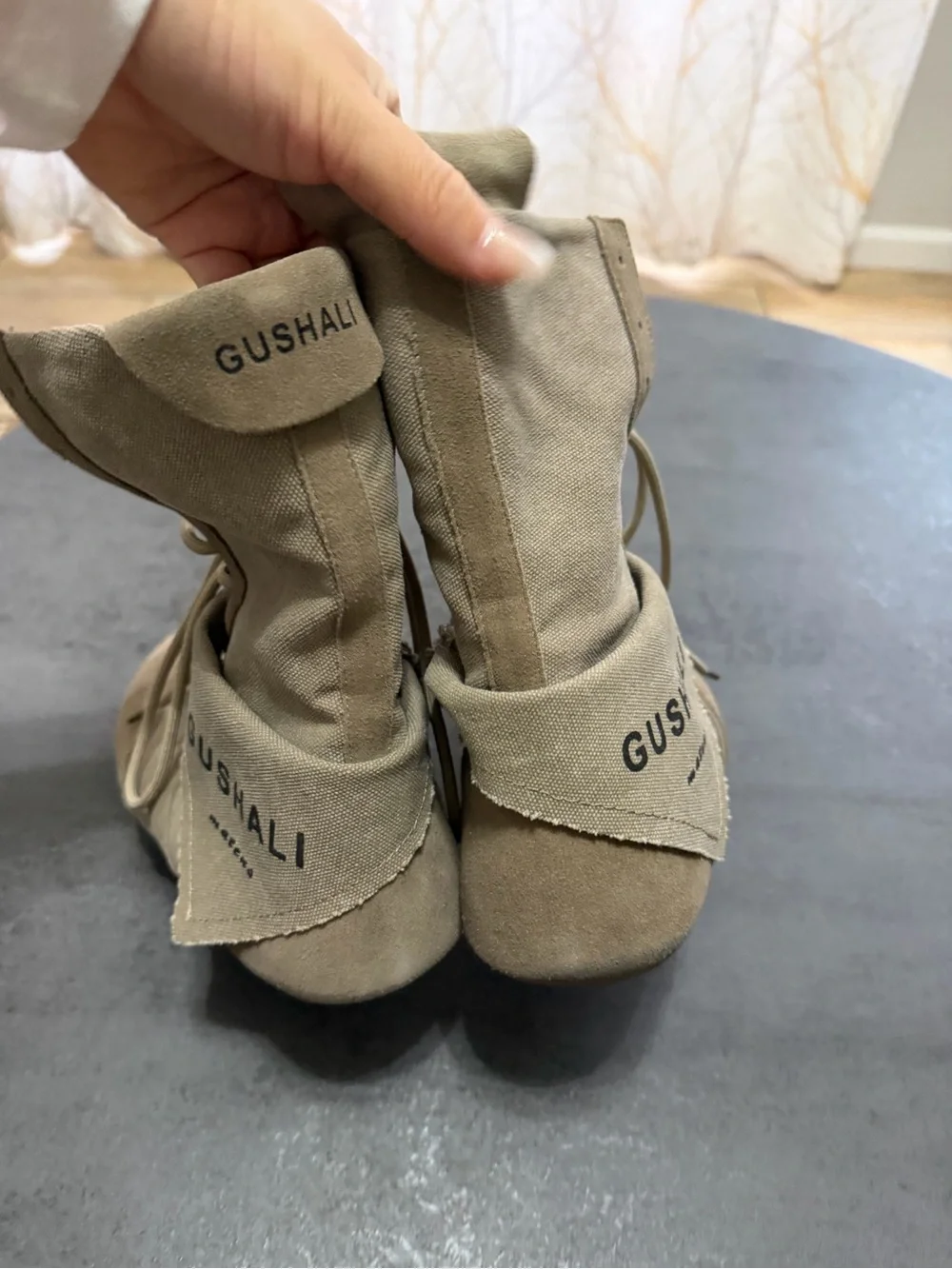 Gushali Kids Beige Canvas Lace-Up Boots
